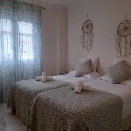 Alojamiento Seda Alcalá de Guadaira Εξωτερικό φωτογραφία